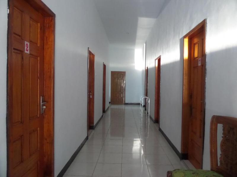 gallery8