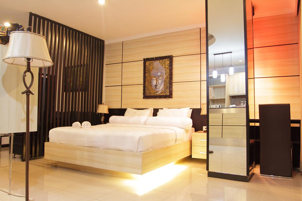 gallery19