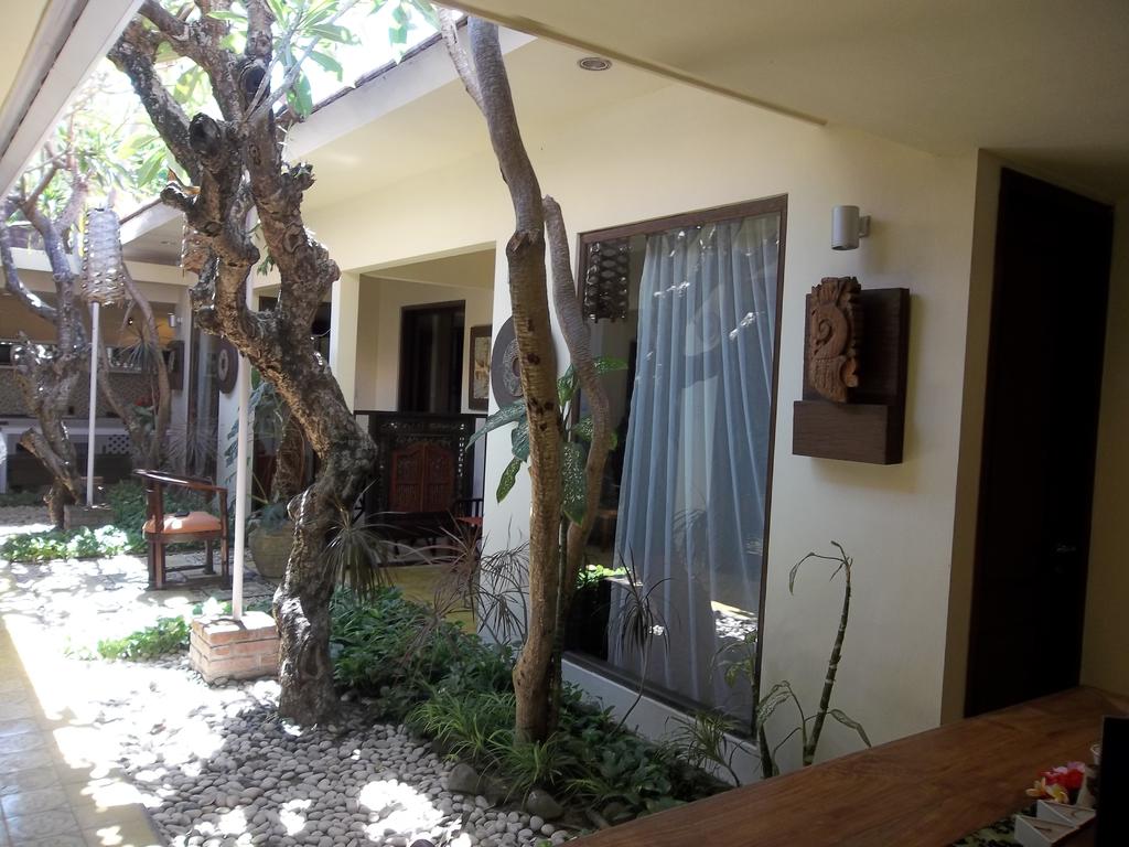gallery27