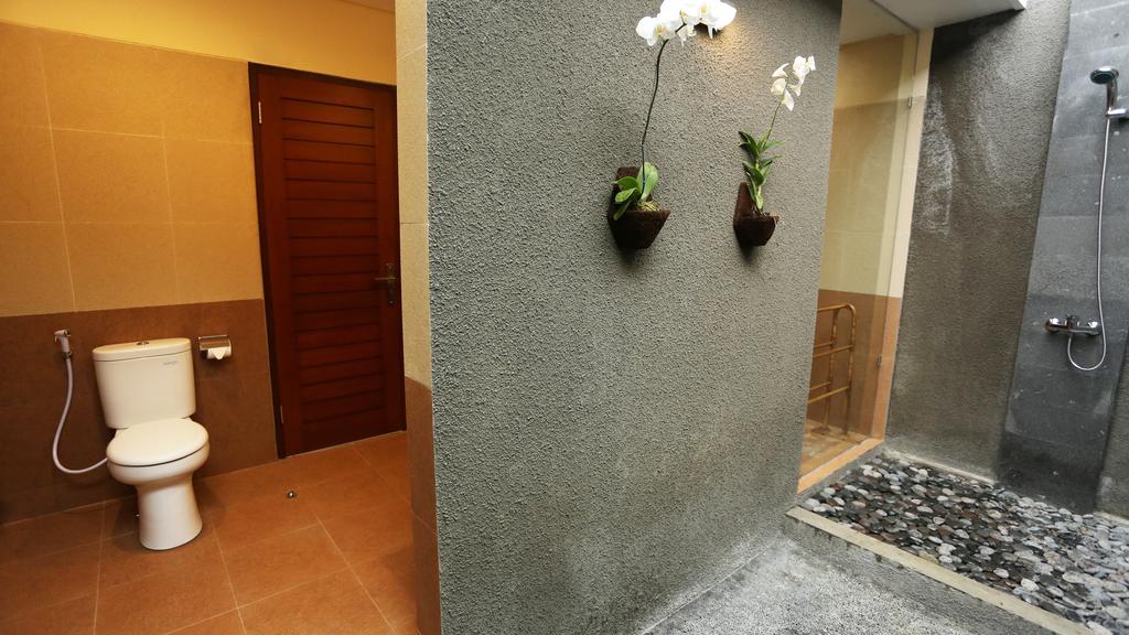 gallery16