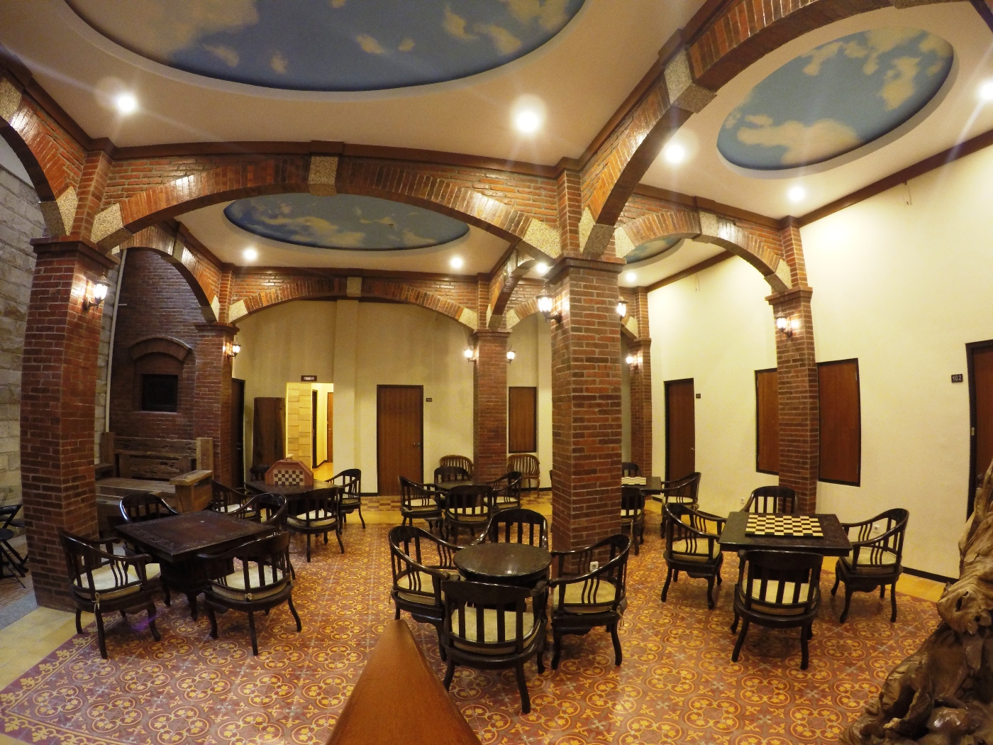gallery1