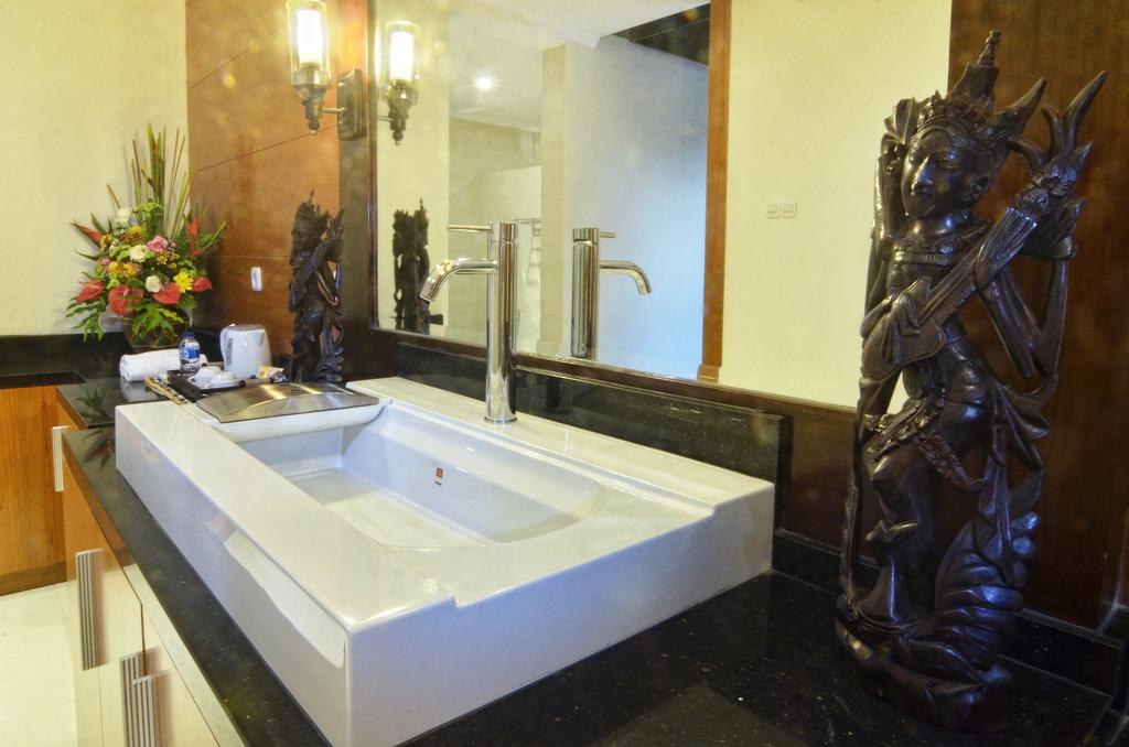 gallery26