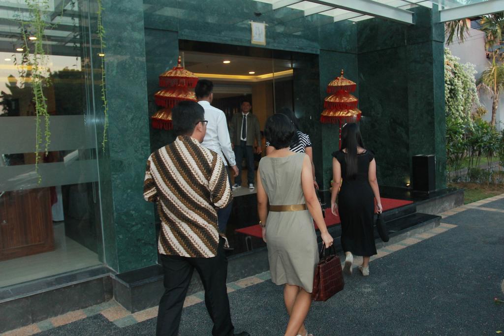 gallery0