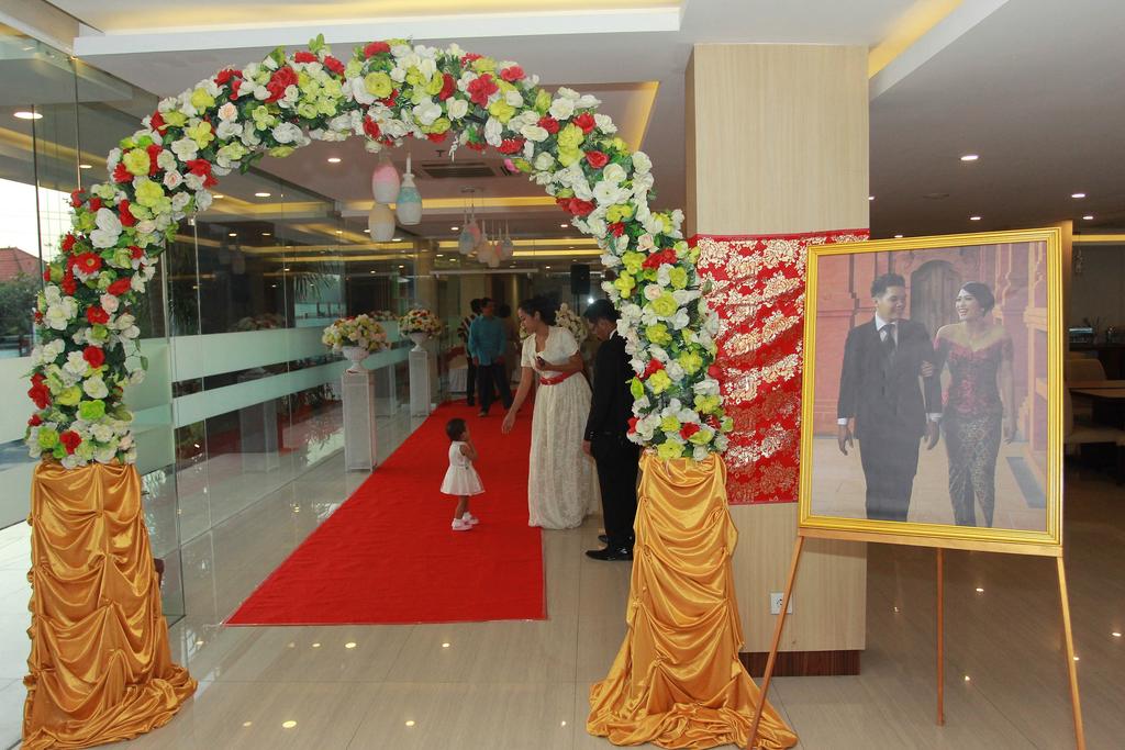 gallery1