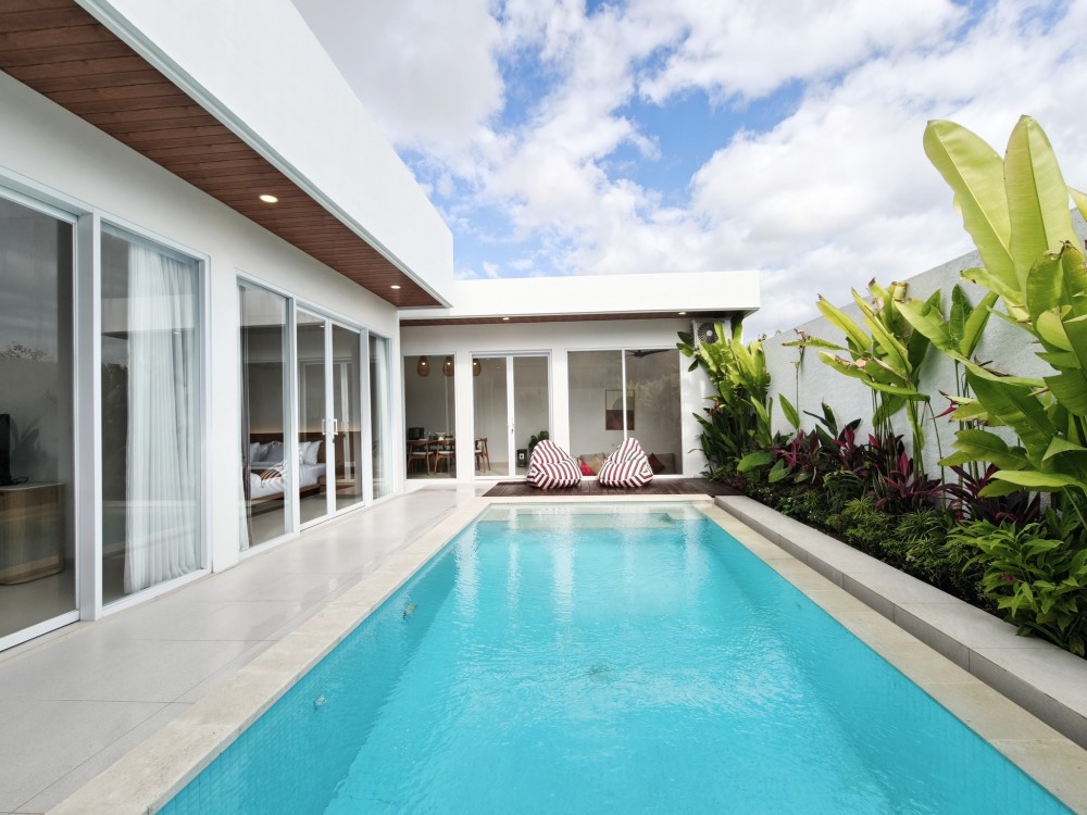 Nakaya Villa by Loft and Lawn