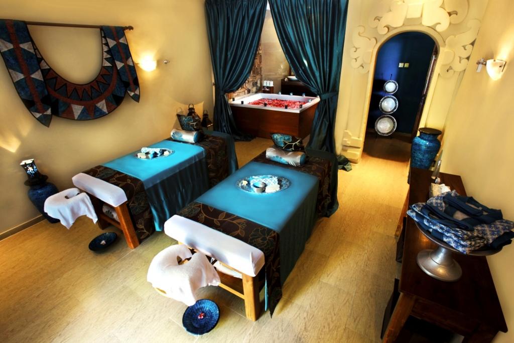 gallery7