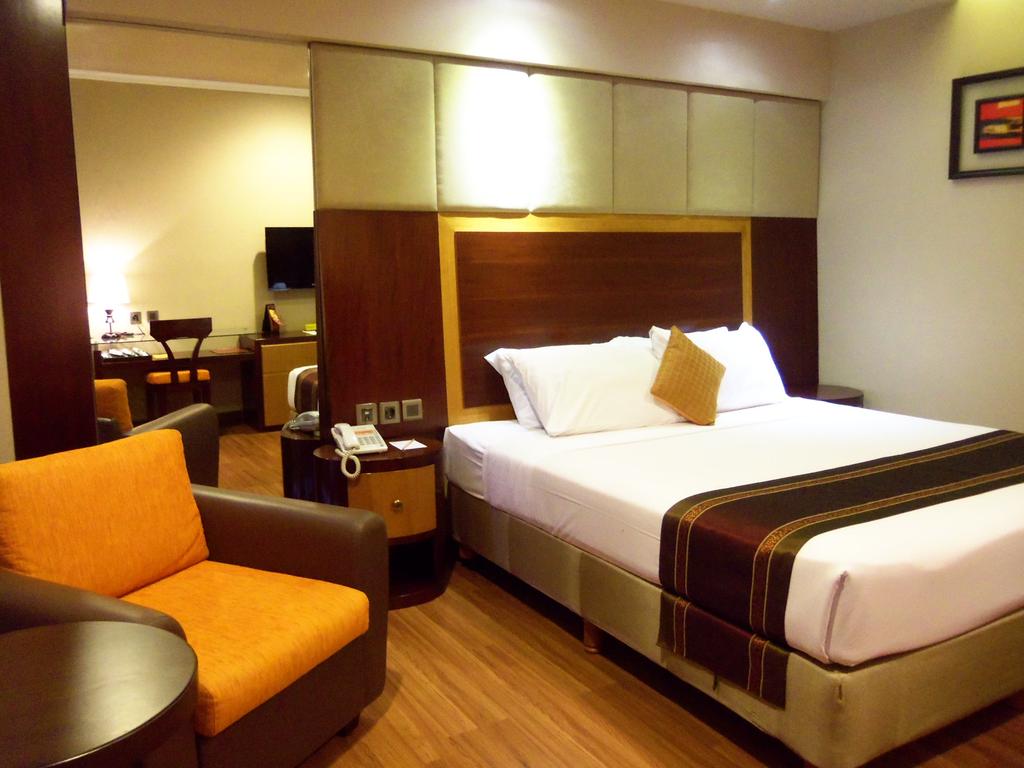 Find Great Discount Deals at Regents Park Hotel - Up to 70% off