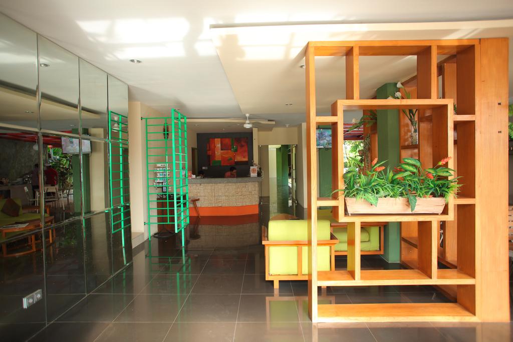 gallery9