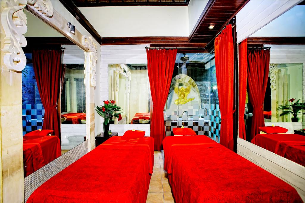 gallery16