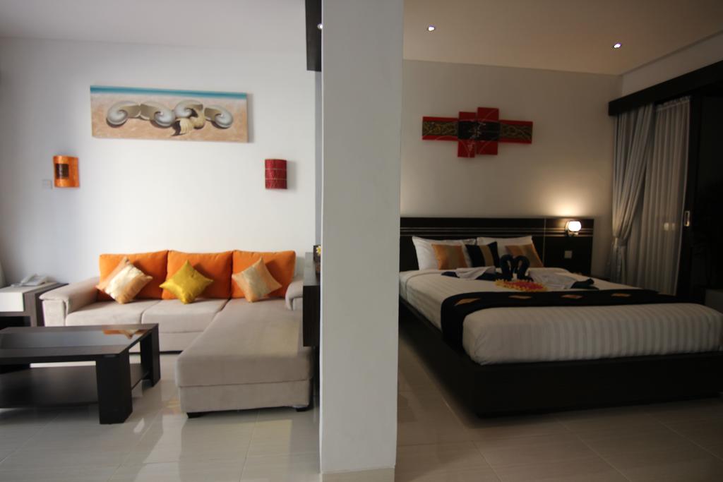 gallery19
