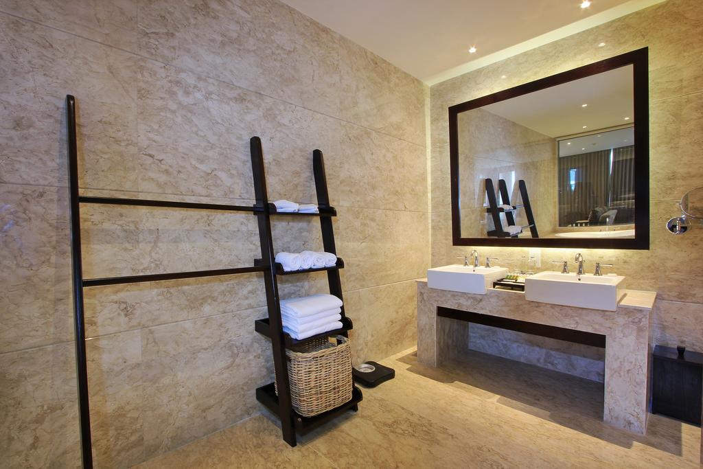 gallery38
