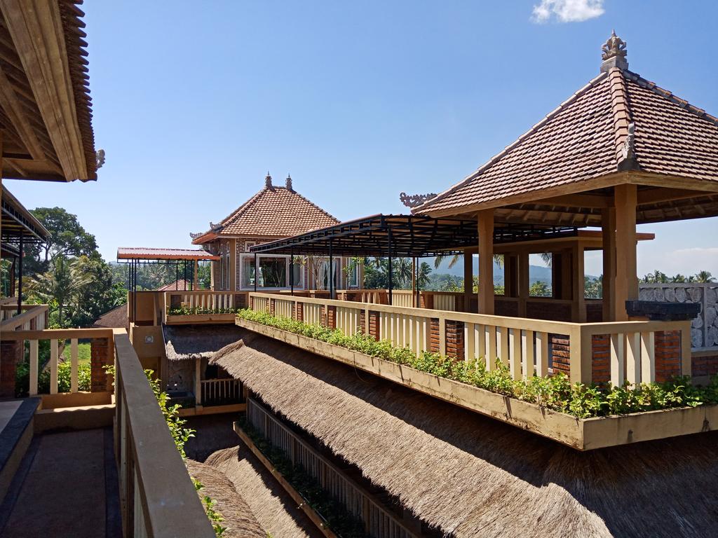 gallery18