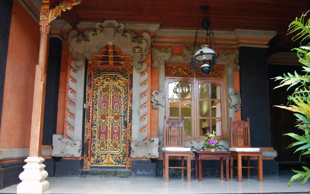 gallery16